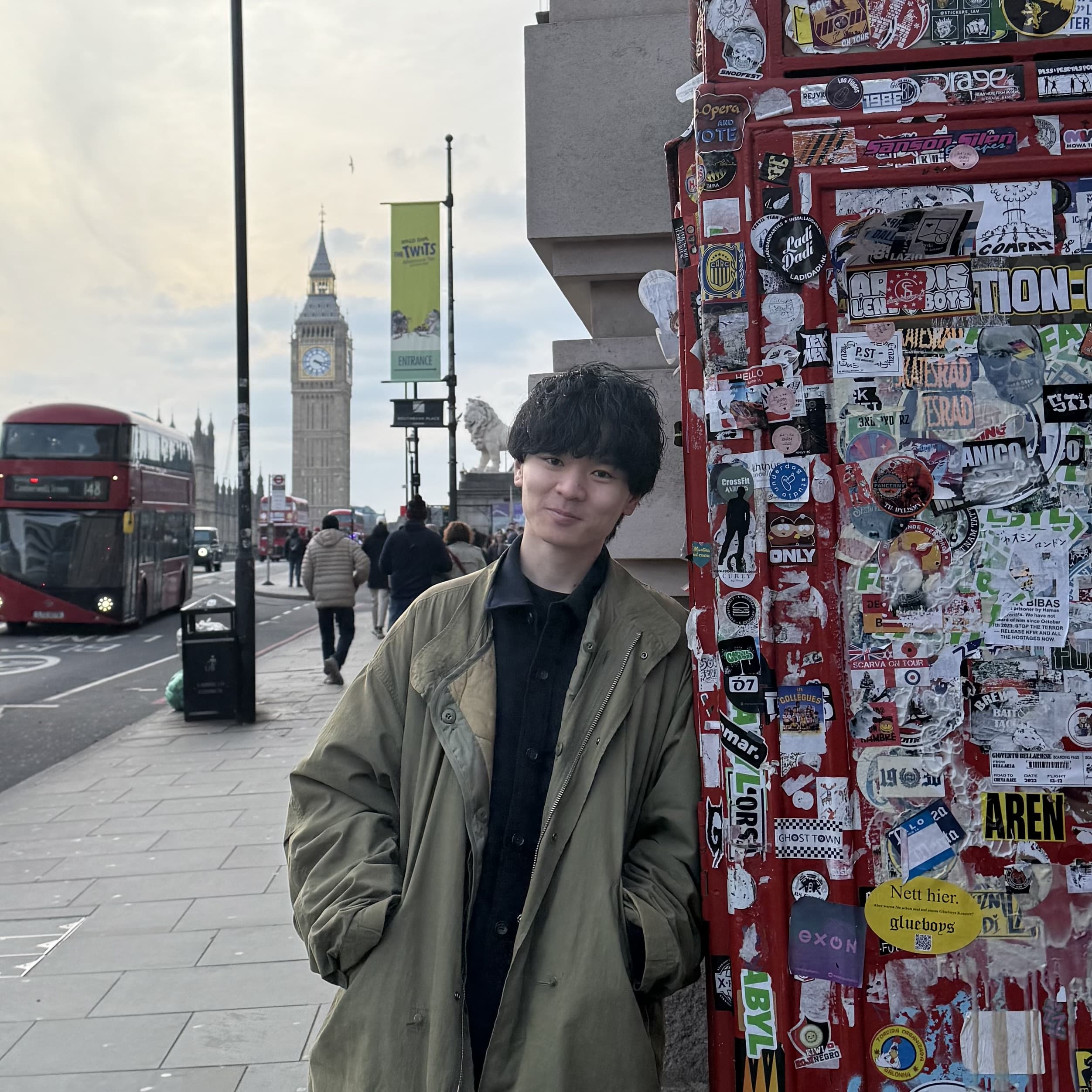 鶴谷陵のポートレート